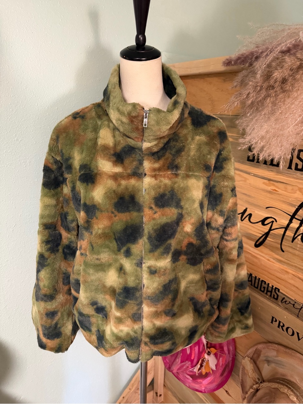Faux Fur Camouflage Zip-Front Jacket - Green